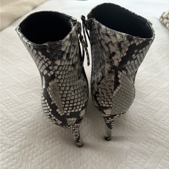 Snake Print Booties - Picture 4 of 6